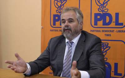 Fostul presedinte al...