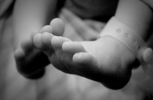 Alti doi bebelusi de la Giulesti au fost externati