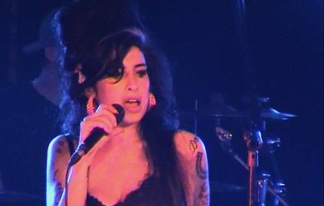 Quincy Jones: Amy Winehouse vine de pe alta planeta