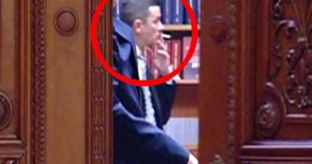  Video  Sorin Grindeanu, explicatii pentru tigara aprinsa
