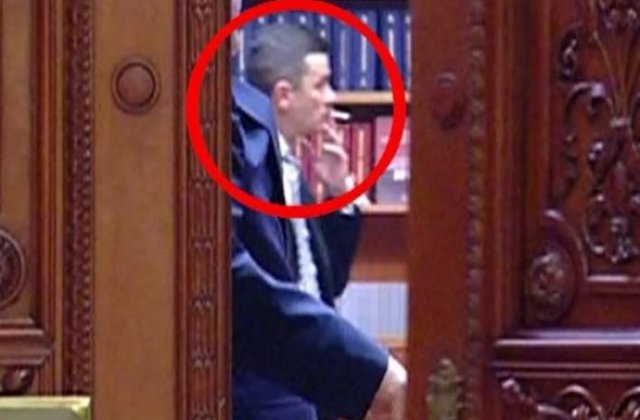 [VIDEO] Sorin Grindeanu, explicatii pentru tigara aprinsa in interiorul Parlamentului