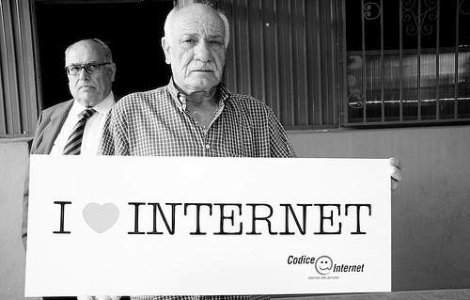  Top  Toamna se numara internautii