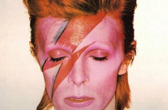 David Bowie a aflat ca sufera de cancer terminal, cu 3 luni inainte sa moara