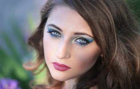  Top  10 trucuri banale de frumusete pe care ar fi bine sa le stii