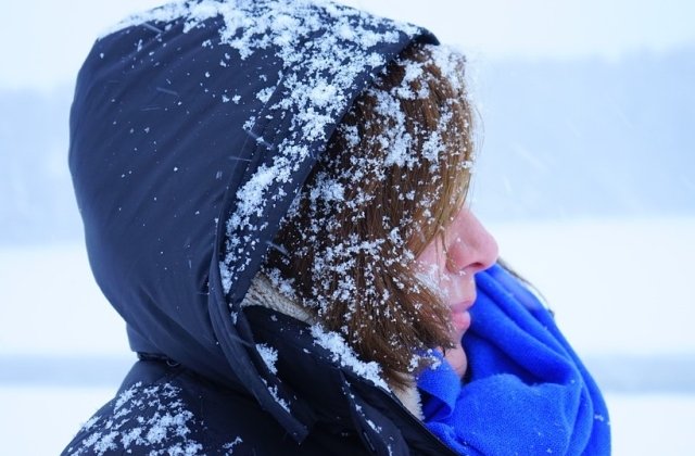 Ministrul de Interne: 128 de persoane sunt blocate pe A2