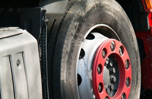 [Video] [Foto] Un camion a intrat la Ierusalim intr-un grup de pietoni