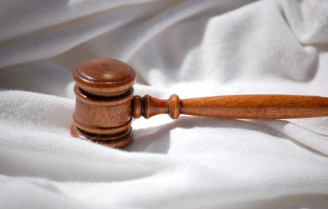  Top  Jumatate dintre romani vor reintroducerea pedepsei cu moartea