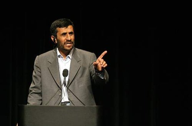 Ahmadinejad: SUA au tarat lumea in noroi