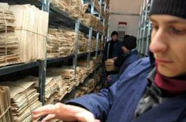 Alerta la Constanta: Documente SRI si rapoarte ale Politiei descoperite pe malul lacului Siutghiol