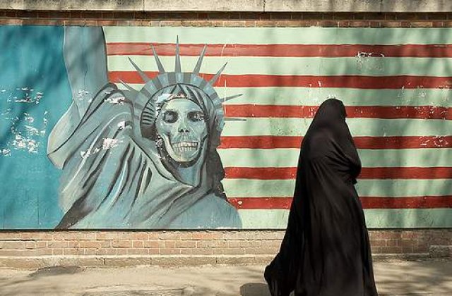 SUA: Femeile musulmane nu sunt angajate pentru ca poarta val
