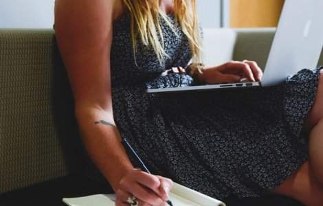  Top  10 cursuri online pe care le poti urma aproape GRATIS