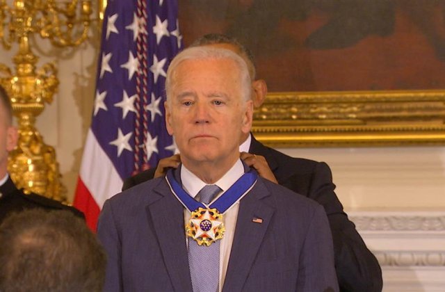 Obama i-a oferit vicepresedintelui sau cea mai inalta distinctie civila, intr-o ceremonie emotionanta