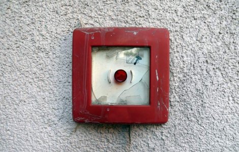 Imprumutul FMI: "In caz de urgenta, spargeti geamul!"