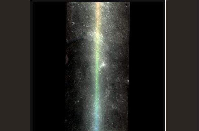 Cum arata un curcubeu pe Luna?