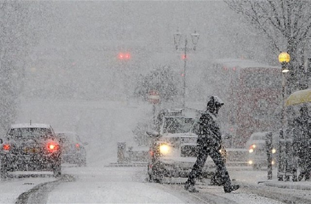 Ninsori, vant si ger in Bucuresti si judetele din sudul si sud-estul tarii, de duminica noapte pana marti