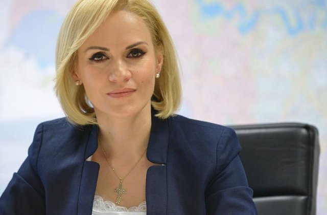 Gabriela Firea: Elevii vor putea intarzia la scoala pana la ora 9.30, fara sa ia absente