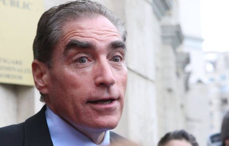 Fostul premier Petre Roman a venit la Parchetul instantei supreme