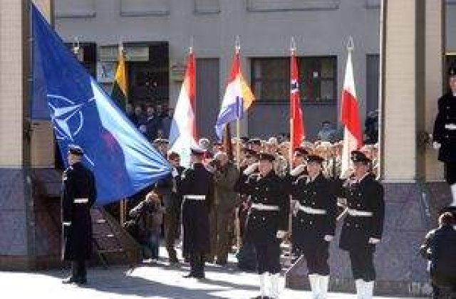 Rusia a inghetat cooperarea militara cu NATO