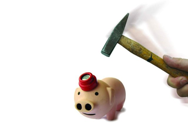 Criza politica, cel mai mare pericol al crizei economice