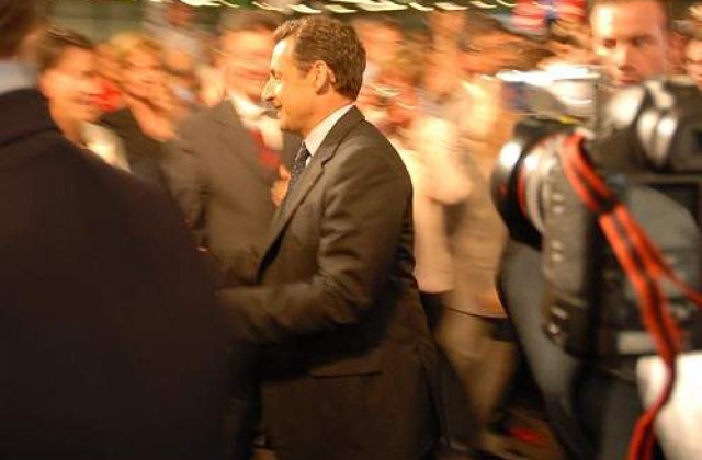 Sarkozy cauta solutii pentru problema romilor la Vatican