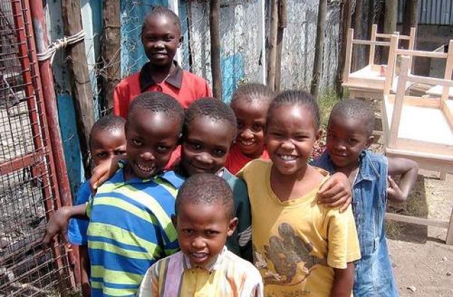 Kenyanul cu 100 de sotii si 160 de copii a murit