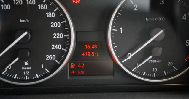 Bucuresti-Munchen (1.500 km) cu un singur plin de carburant! In conditii reale.