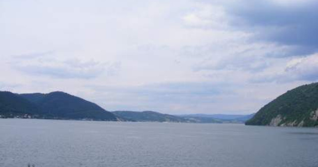 Fluxul toxic din Ungaria nu afecteaza Dunarea