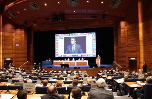 Jurnalista romanca, purtator de cuvant al NATO