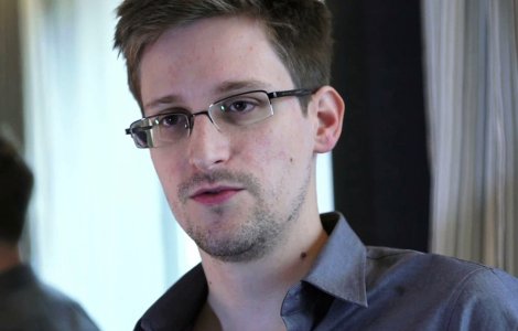 Rezidenta lui Snowden extinsa cu "cativa ani" de Rusia