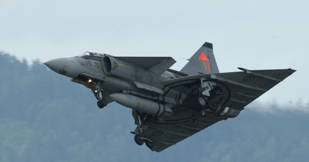 Un avion de lupta a atacat o tabara de refugiati