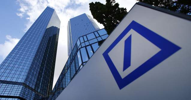 Deutsche Bank va plati jumatate din suma ceruta initial