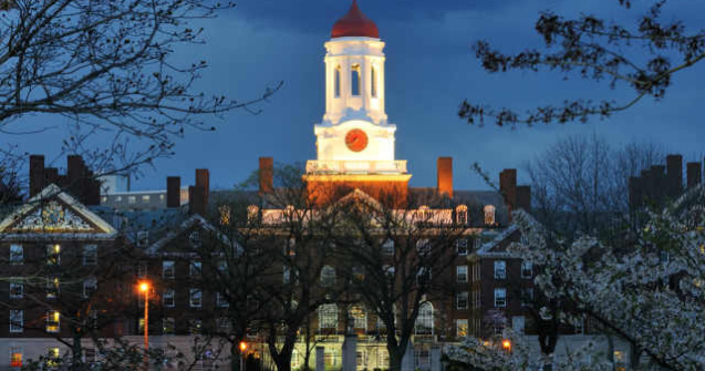 Studentii romani, tot mai nemultumiti de conditiile din camine. Cum arata cele mai frumoase 5 campusuri din lume