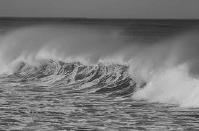 Porturile constantene,  inchise din cauza vantului puternic