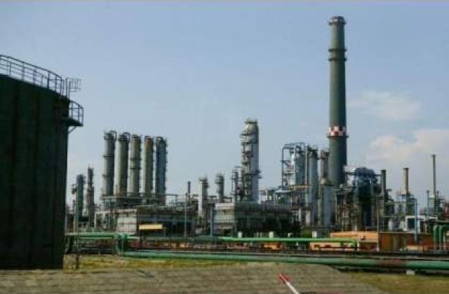 [VIDEO] Explozie pe platforma de la Petromidia