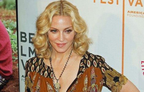 Madonna primeste sfaturi de la membrii Casei Regale