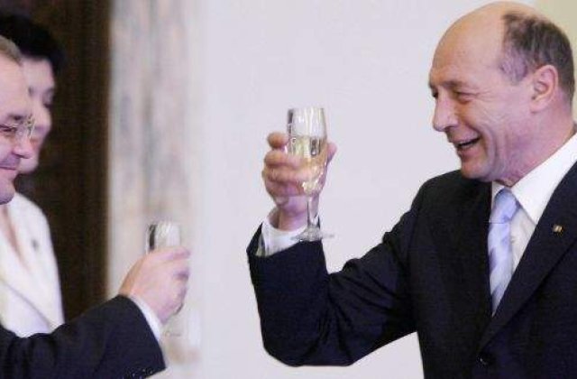 Ponta: Glumele lui Basescu nu substituie solutiile pentru Romania