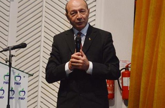 Traian Basescu: "Este tipul de batalie care poate ruina statul"