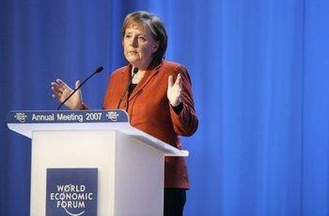 Merkel: Aderarea Romaniei la Schengen nu depinde de romi
