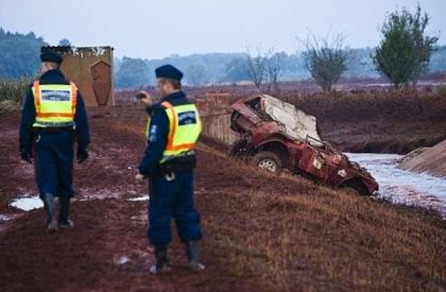 "Putem sa rasuflam usurati": Unda de substante toxice de pe Dunare a ajuns in Romania