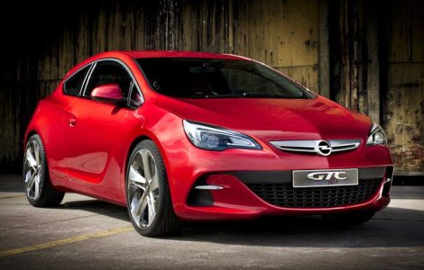 Opel Astra GTC: Noi poze si o surpriza. Una de aproape 300 de cai!
