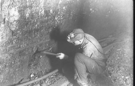  Video  Minerii din Chile ies la suprafata