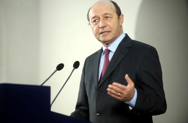 Traian Basescu: Dragnea, vorbesti cu tupeu despre lovitura de stat data de Iohannis