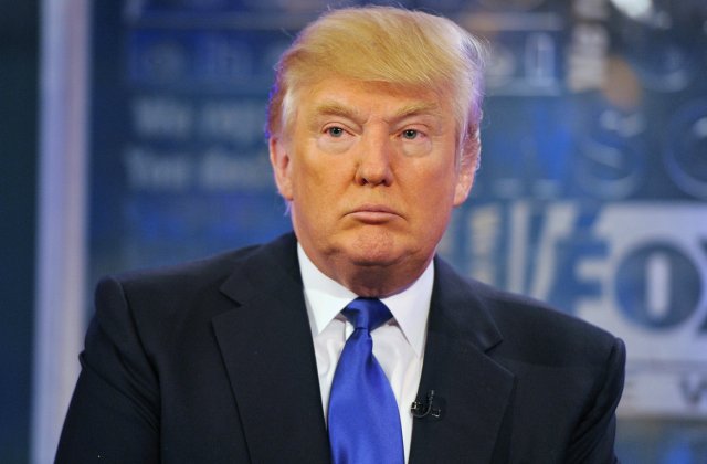 Donald Trump promite sa limiteze accesul imigrantilor