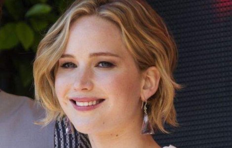 Un barbat care a piratat conturile online ale actritei Jennifer Lewrence, condamnat la noua luni de inchisoare