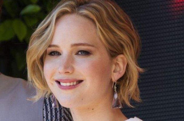 Un barbat care a piratat conturile online ale actritei Jennifer Lewrence, condamnat la noua luni de inchisoare