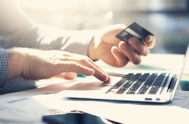 5 greseli financiare pe care le-ai facut azi fara sa iti dai seama