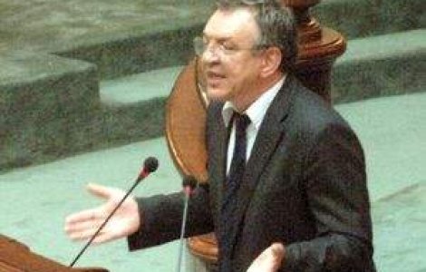 Senatul ii lasa pe Seres si Pacuraru pe mana procurorilor