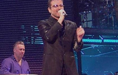 George Michael se intoarce la dezintoxicare