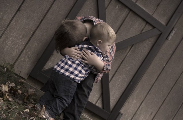 Legatura indestructibila! Imaginile care demonstreaza ca iubirea dintre frati este neconditionata