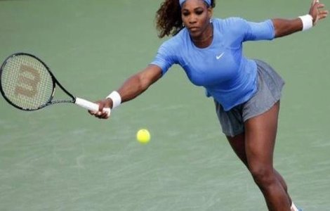 Serena Williams a invins-o pe Venus in finala de la Australian Open
